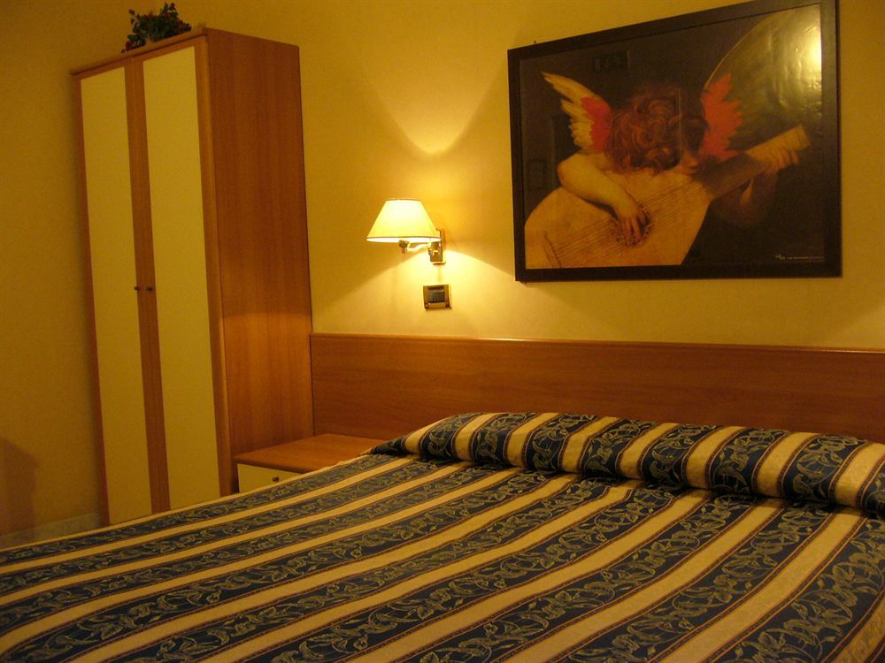 Hotel Milazzo Roma Kültér fotó